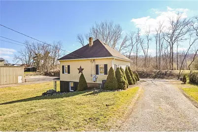 116 Karr Lane, Hempfield Township, PA 15642 - Photo 8