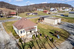 116 Karr Ln, Hempfield Township, PA 15642 - Photo 16