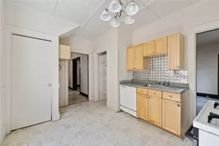 104 Georgetown Ave, Pittsburgh, PA 15229 - Photo 8