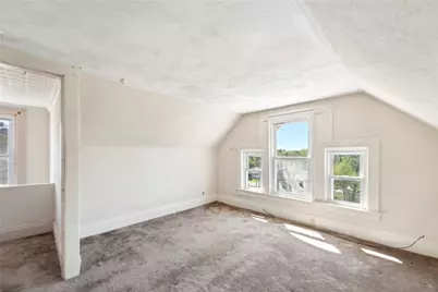 104 Georgetown Avenue, Pittsburgh, PA 15229 - Photo 14