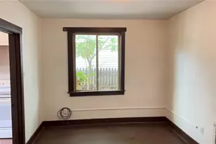 122 E 16th Ave, Homestead, PA 15120 - Photo 6