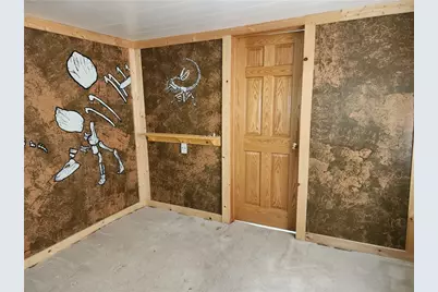 35 Beallsville Rd, East Bethlehem, PA 15333 - Photo 18