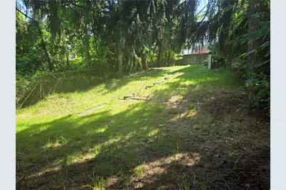 1922 Rhine St, Spring Hill, PA 15212 - Photo 16