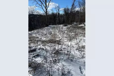 127 Klir Rd, Pittsburgh, PA 15209 - Photo 1