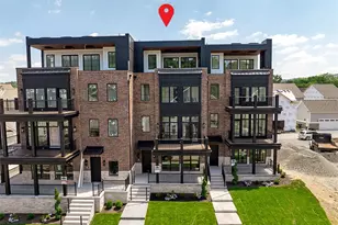 66 1st St, Oakmont, PA 15139 - Photo 1