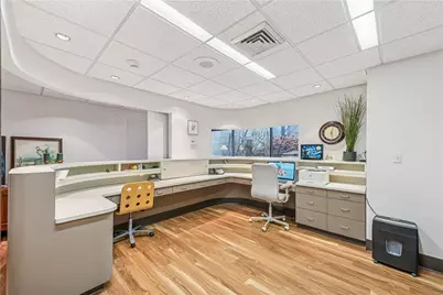 750 Washington Rd, Pittsburgh, PA 15228 - Photo 8