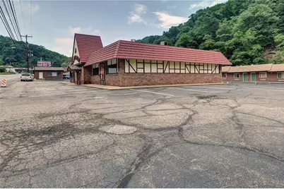 4260 Steubenville Pike, Robinson Twp, PA 15205 - Photo 4