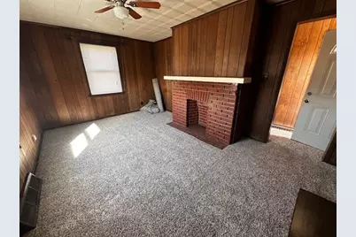 20 Wood St, Nemacolin, PA 15351 - Photo 4