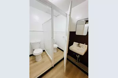 906 Penn Ave, Turtle Creek, PA 15145 - Photo 2