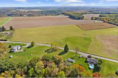 227 Whitestown Rd, Lancaster Township, PA 16037 - Photo 6