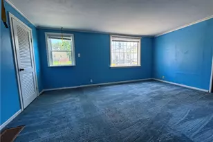 110 W Chartes St, New Castle, PA 16102 - Photo 6