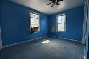 110 W Chartes St, New Castle, PA 16102 - Photo 8