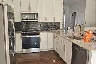 808 S 10th St, New Stanton, PA 15697 - Photo 4