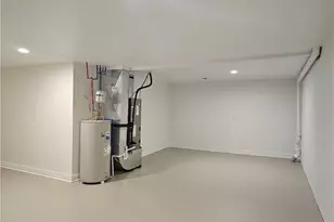 810 S 10th St, New Stanton, PA 15697 - Photo 24