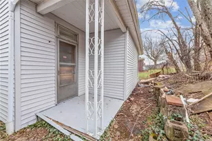 536 Conrad Ave, North Charleroi, PA 15022 - Photo 6