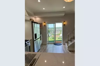 1909 Baldauf St, Pittsburgh, PA 15203 - Photo 10