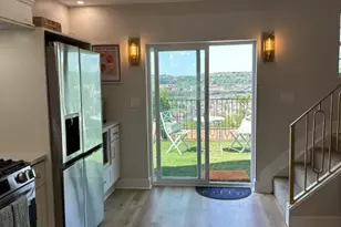 1909 Baldauf St, Pittsburgh, PA 15203 - Photo 10