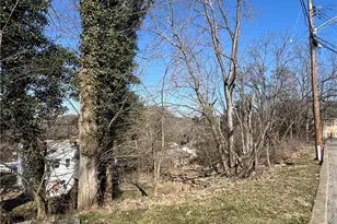 325 Glaser Ave, Pittsburgh, PA 15202 - Photo 2