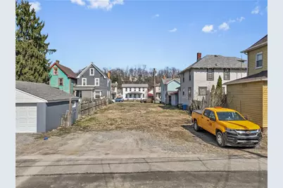 728 10th Ave, New Brighton, PA 15066 - Photo 4