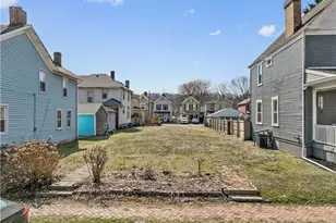 728 10th Ave, New Brighton, PA 15066 - Photo 1