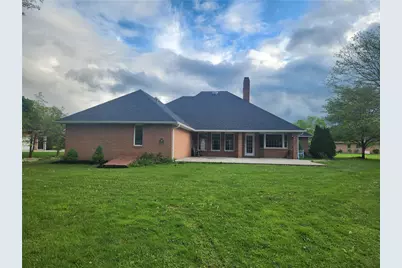 111 Saddlebrook Cir, Twp of But NW, PA 16001 - Photo 2