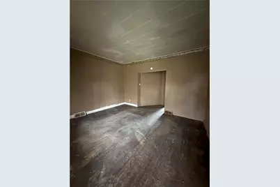 1112 E Washington St, New Castle, PA 16101 - Photo 10