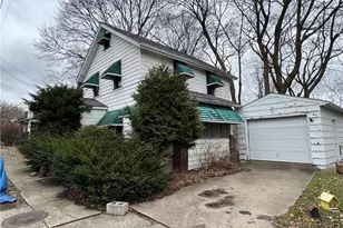 722 Neshannock Blvd, New Castle, PA 16101 - Photo 2