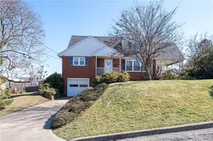 319 W 1st Ave, Latrobe, PA 15650 - Photo 1