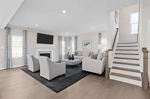 6842 Kate Ct, North Huntingdon, PA 15742 - Photo 4