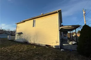 208 S Lafayette St, New Castle, PA 16102 - Photo 2