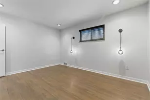 2219 Hill Rd, South Heights, PA 15081 - Photo 16