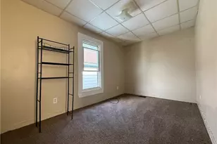 418 E Division St, New Castle, PA 16101 - Photo 10