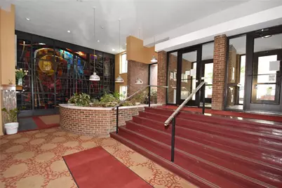 5 Bayard Road #219, Pittsburgh, PA 15213 - Photo 2