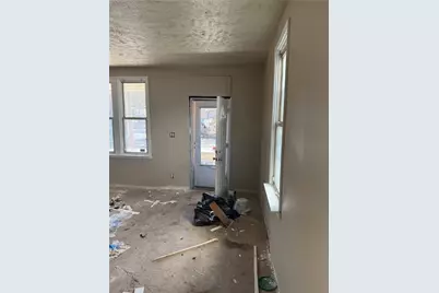 628 Church Street Ext, Turtle Creek, PA 15145 - Photo 4