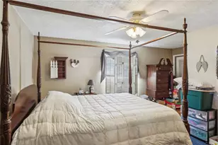 5216 Old Pulaski Rd, Pulaski Township, PA 16142 - Photo 12