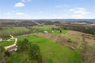 19 Misty Meadows Ln, Menallen Township, PA 15401 - Photo 6