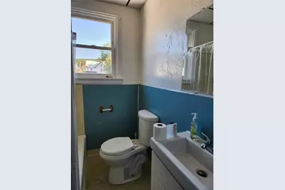 120 E First Avenue #201, Derry Boro, PA 15627 - Photo 4