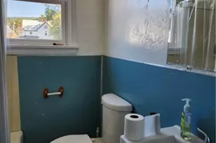 120 E 1st Ave, Derry Boro, PA 15627 - Photo 4