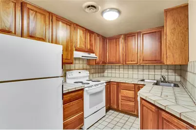 5841 Morrowfield Avenue #104, Pittsburgh, PA 15217 - Photo 6