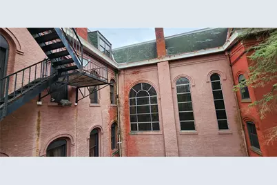 42-44 Pius St, Pittsburgh, PA 15203 - Photo 12