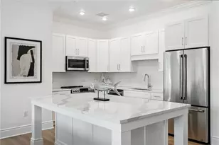 1 1st St, Oakmont, PA 15139 - Photo 4