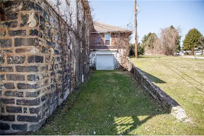 107 Madison St, Jefferson Township, PA 15442 - Photo 2