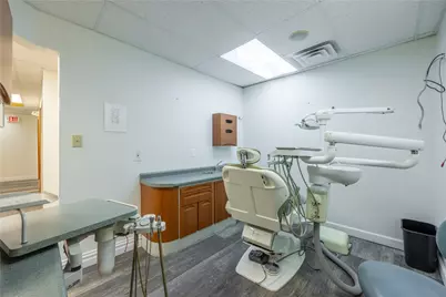 3247 W Liberty Ave, Pittsburgh, PA 15216 - Photo 8