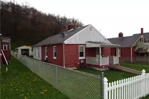 18 Penn Ave, East Bethlehem, PA 15322 - Photo 2