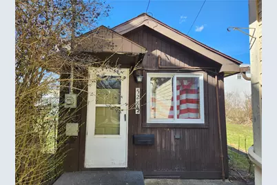 528 Carbon St, Butler, PA 16001 - Photo 24