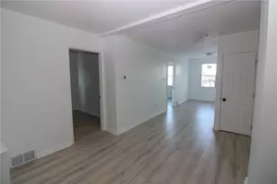 1629 Glenbrook Ave, Moon/Crescent Twp, PA 15108 - Photo 2