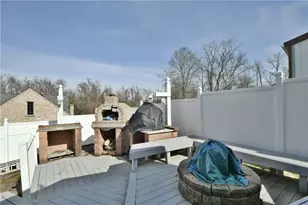 402 E Malden, Coal Center Boro, PA 15423 - Photo 36