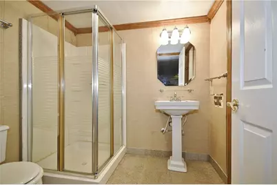 402 E Malden, Coal Center Boro, PA 15423 - Photo 44