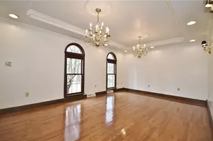 402 E Malden, Coal Center Boro, PA 15423 - Photo 10