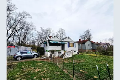 146 Hillcrest Dr, Mount Pleasant Township, PA 15666 - Photo 1